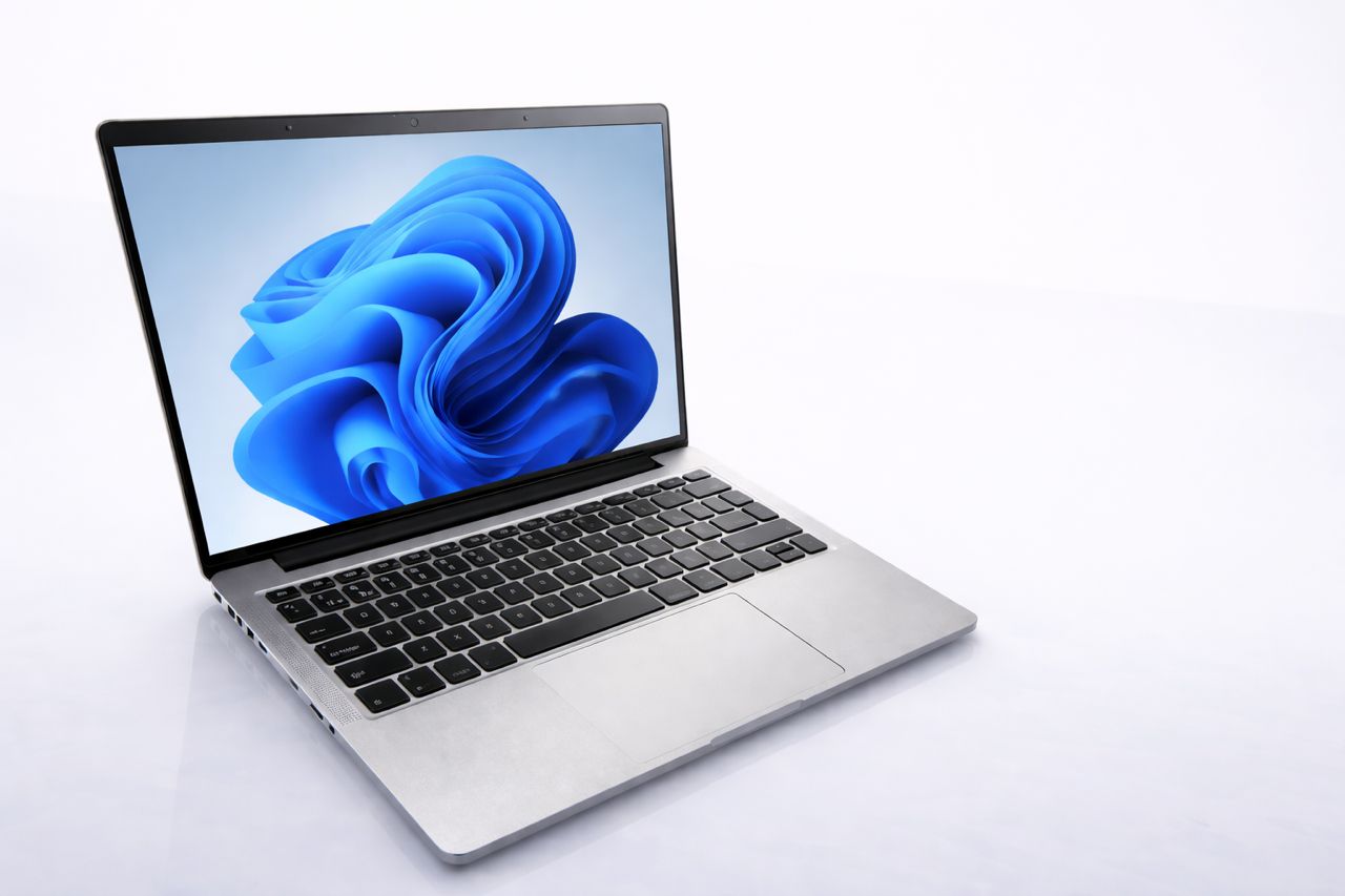 Ordinateur NoteBook : Le Style Apple, la Puissance Windows : Le Notebook 14" Haute Performance